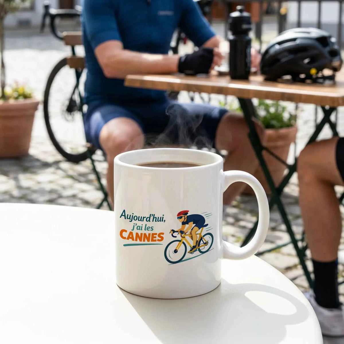 Mug vélo Aujourd'hui j'ai les cannes, vue de face avec la punchline imprimée